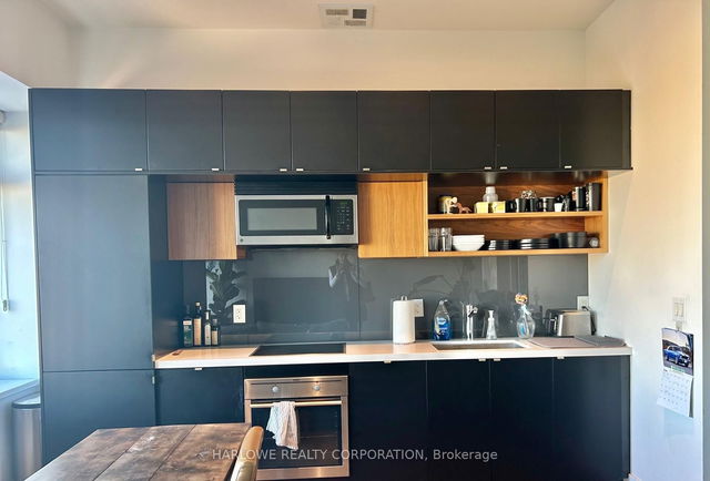1022 - 111 St. Clair Avenue