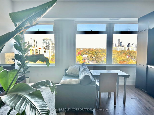 1022 - 111 St. Clair Avenue