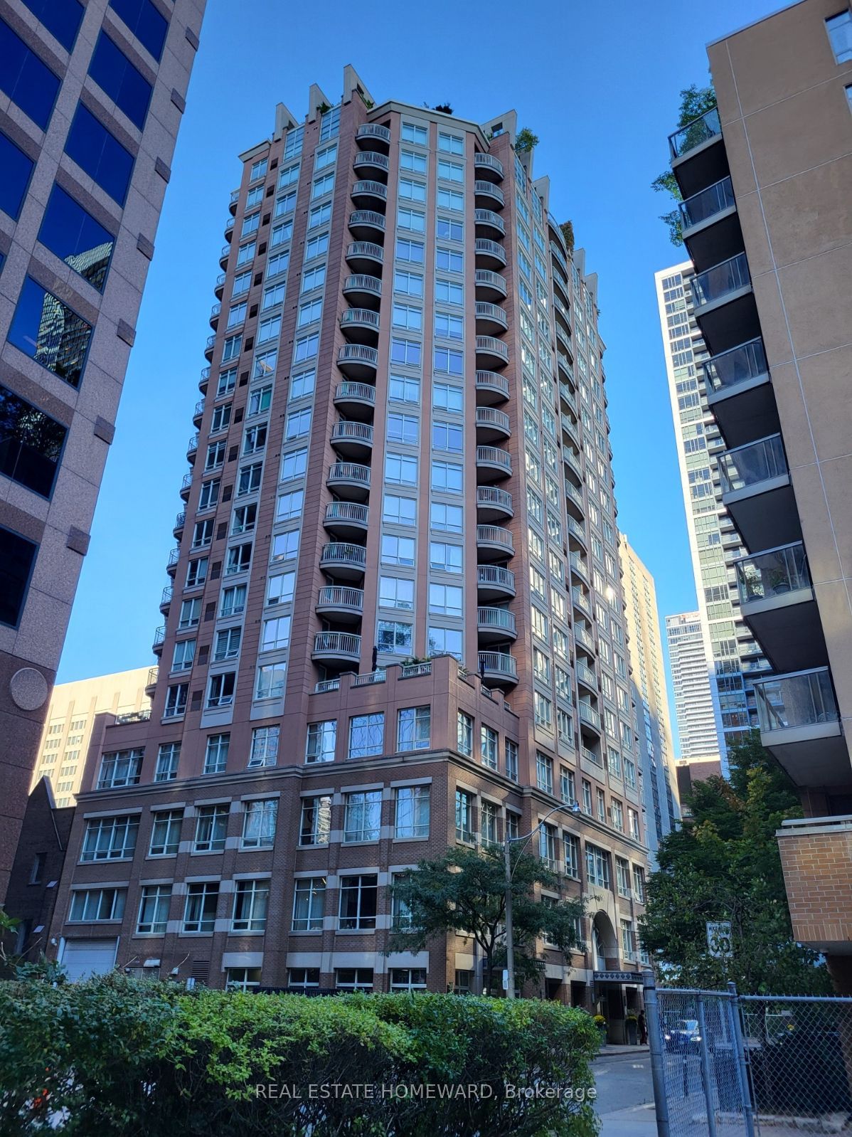 Condo for lease at 910-100 Hayden Street, Toronto, Church-Yonge Corridor, M4Y 3C7 - MLS: C9391406