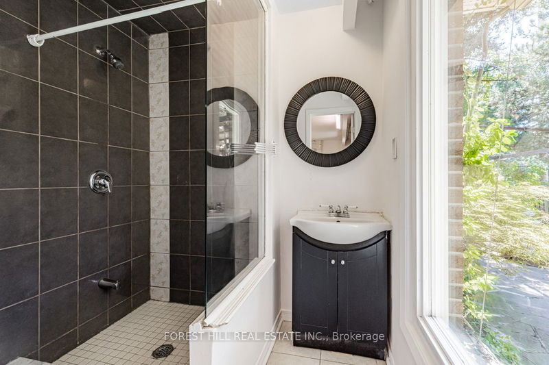 2977 Bayview Ave  Toronto, M2K 1E9 | Image 16