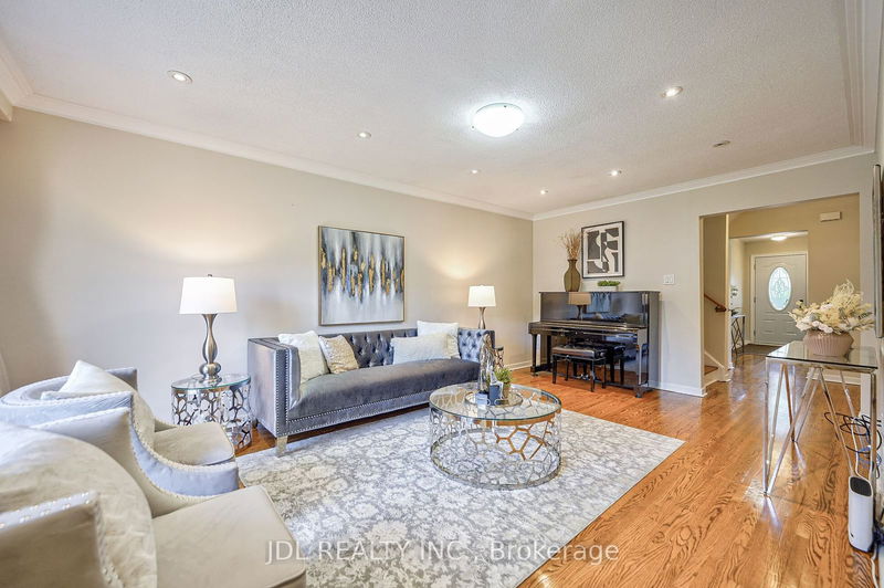 131 Old Sheppard Ave  Toronto, M2J 3M1 | Image 10