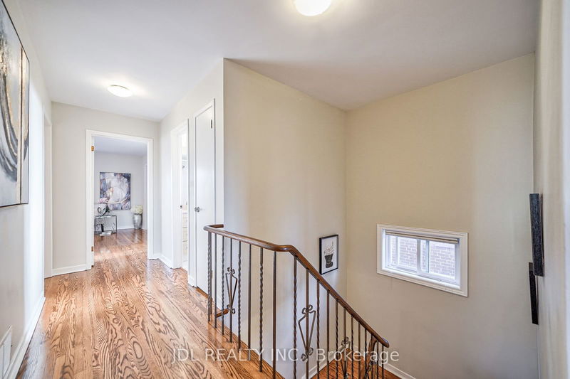 131 Old Sheppard Ave  Toronto, M2J 3M1 | Image 20