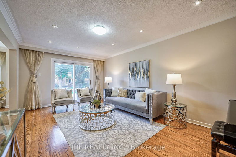 131 Old Sheppard Ave  Toronto, M2J 3M1 | Image 8