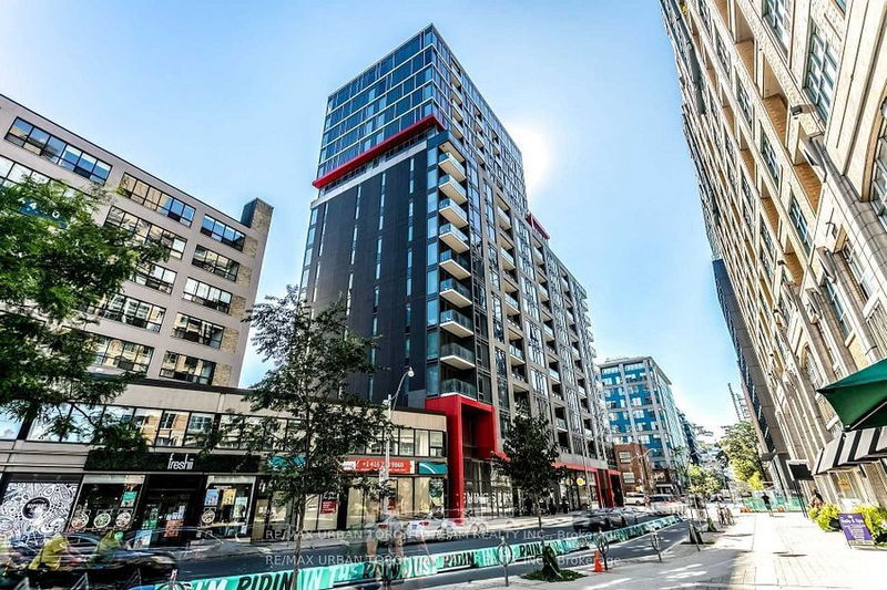 home for lease on 514-435 Richmond Street W