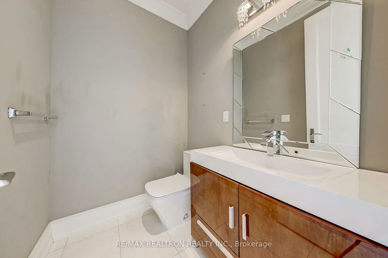 145 Kingsdale Ave  Toronto, M2N 3W8 | Image 22