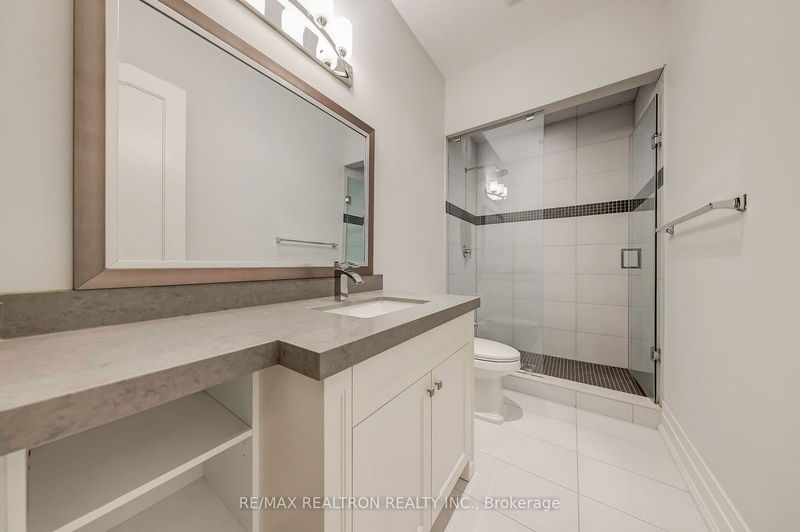 145 Kingsdale Ave  Toronto, M2N 3W8 | Image 37