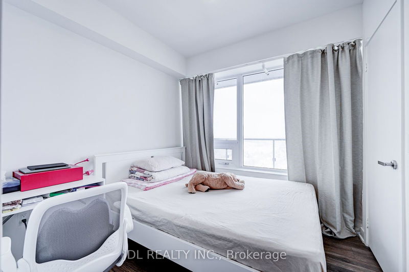  3104 - 99 Broadway Ave  Toronto, M4P 0E3 | Image 15