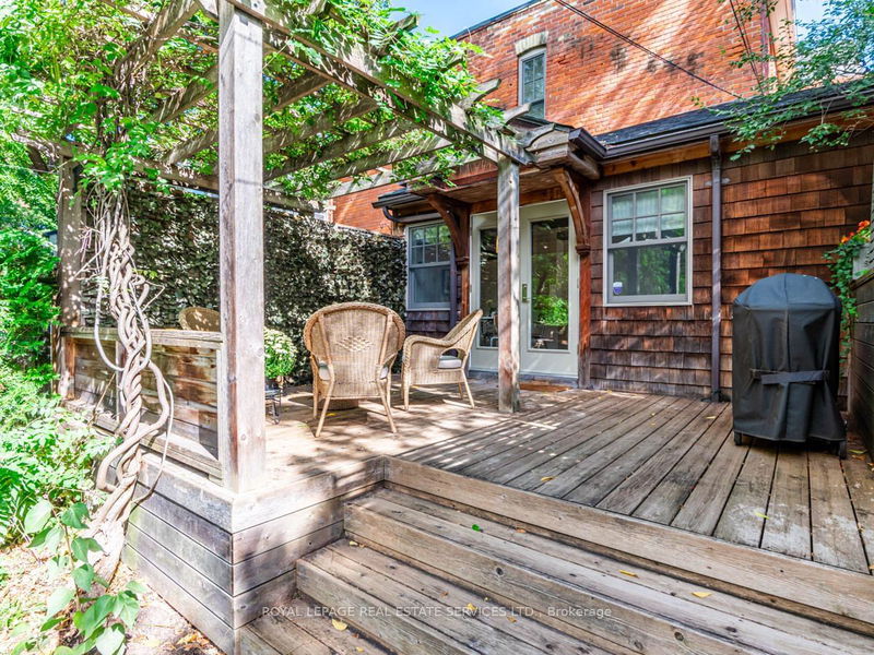 20 Howland Ave  Toronto, M5R 3B3 | Image 38