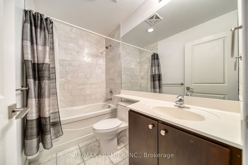  1404 - 1 Scott St  Toronto, M5E 1A1 | Image 26