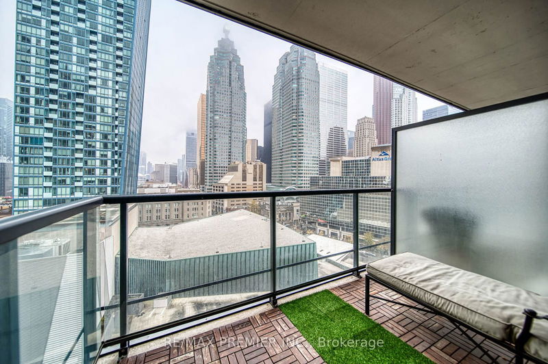  1404 - 1 Scott St  Toronto, M5E 1A1 | Image 29