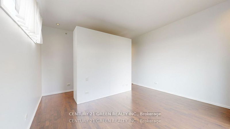  8 - 56 Lippincott St  Toronto, M5T 2R5 | Image 28