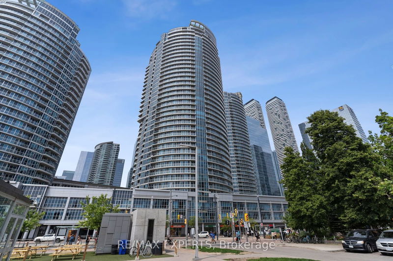  607 - 208 Queens Quay W Toronto, M5J 2Y5 | Image 1