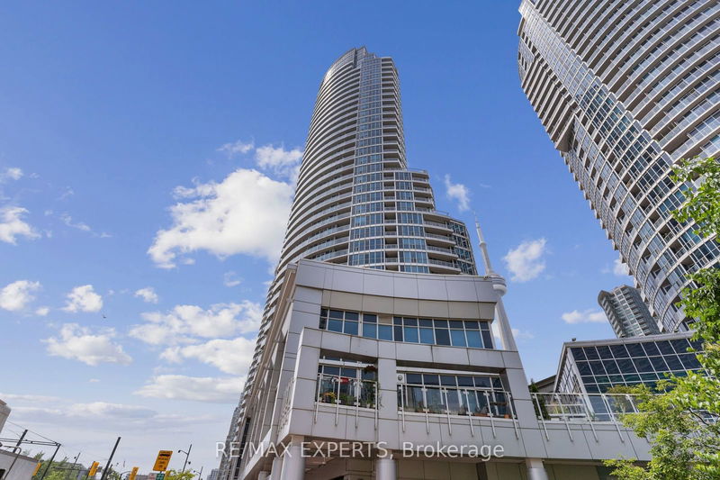  607 - 208 Queens Quay W Toronto, M5J 2Y5 | Image 3