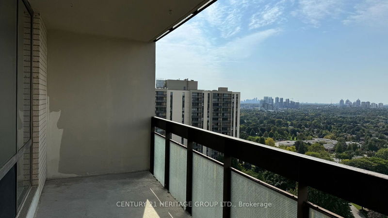  1706 - 177 Linus Rd  Toronto, M2J 4S5 | Image 6