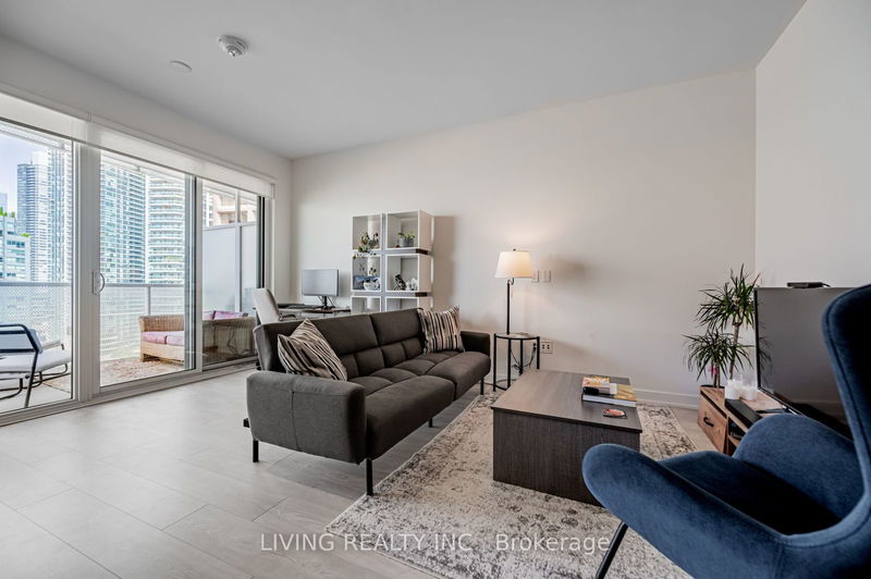  1405 - 15 Queens Quay E Toronto, M5E 0C5 | Image 10