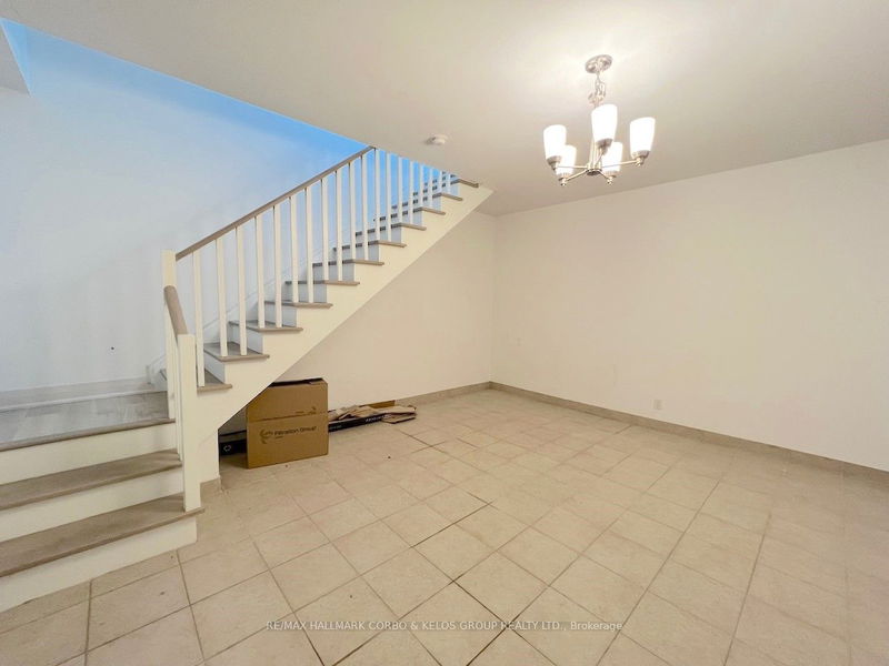  TH 2 - 21 Churchill Ave  Toronto, M2N 1Y6 | Image 3