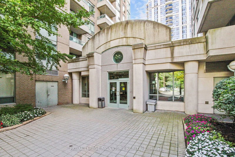  207 - 29 Pemberton Ave  Toronto, M2M 4L5 | Image 2