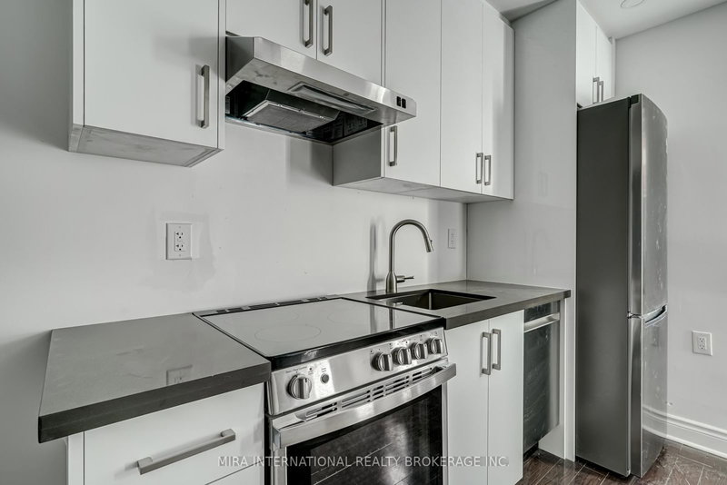 206 - 180 Sherbourne St, Toronto, M5A 2R7 | Image 3