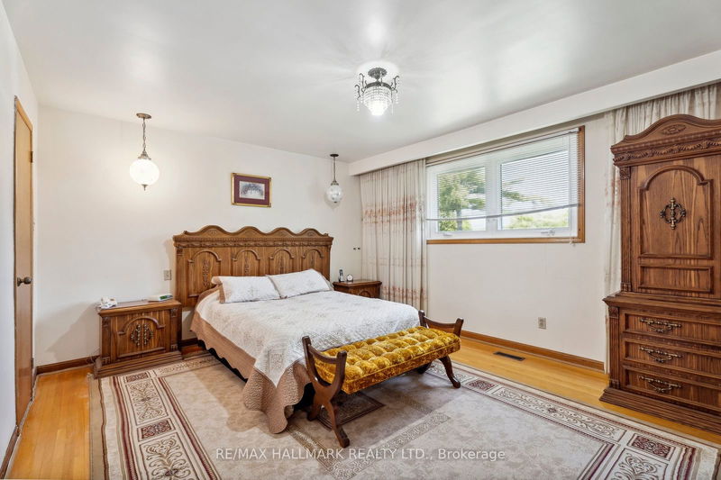 94 Pemberton Ave  Toronto, M2M 1Y5 | Image 15