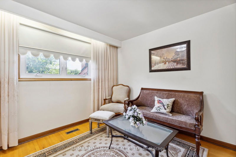 94 Pemberton Ave  Toronto, M2M 1Y5 | Image 25