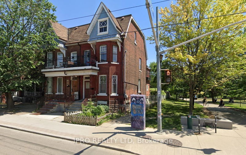 993 Dundas St W Toronto, M6J 1W4 | Image 2