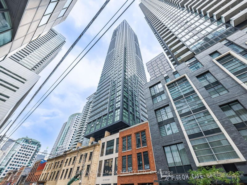 Unit 3706 — 327 King St, Toronto - Waterfront Communities C1 image-0-0