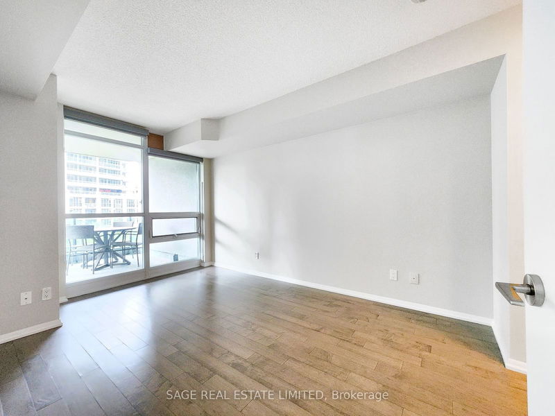  477 - 209 Fort York Blvd  Toronto, M5V 4A1 | Image 19