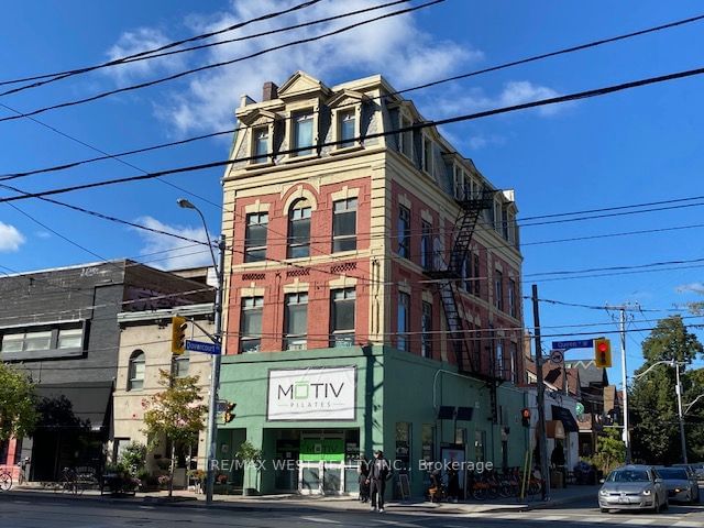 home for lease on 2-108 Dovercourt Road