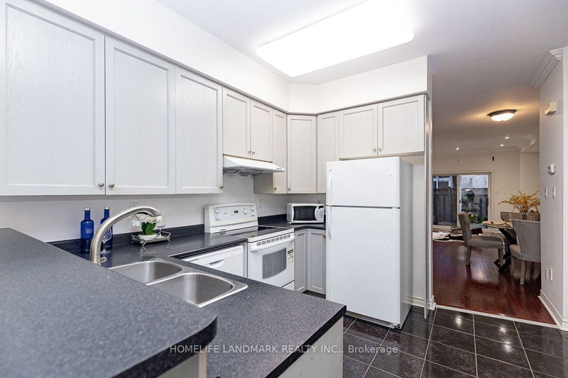 4 William Poole Way  Toronto, M2N 7A7 | Image 8