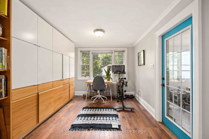 431 Arlington Ave  Toronto, M6C 3A4 | Image 11