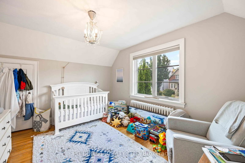 431 Arlington Ave  Toronto, M6C 3A4 | Image 14