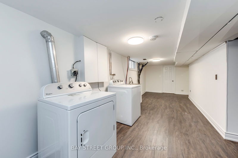 90 Avondale Ave  Toronto, M2N 2V2 | Image 23