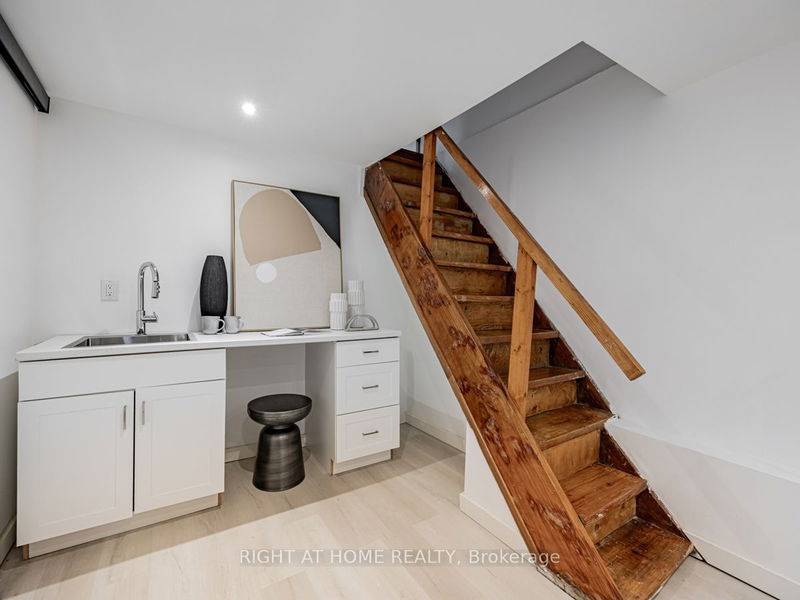 243 Christie St  Toronto, M6G 3B5 | Image 26