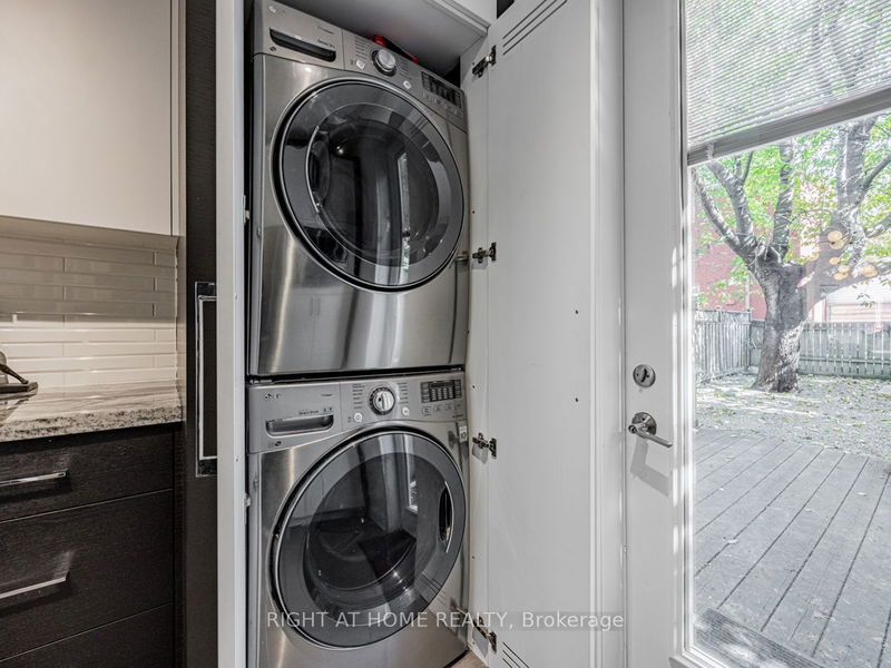 243 Christie St  Toronto, M6G 3B5 | Image 27