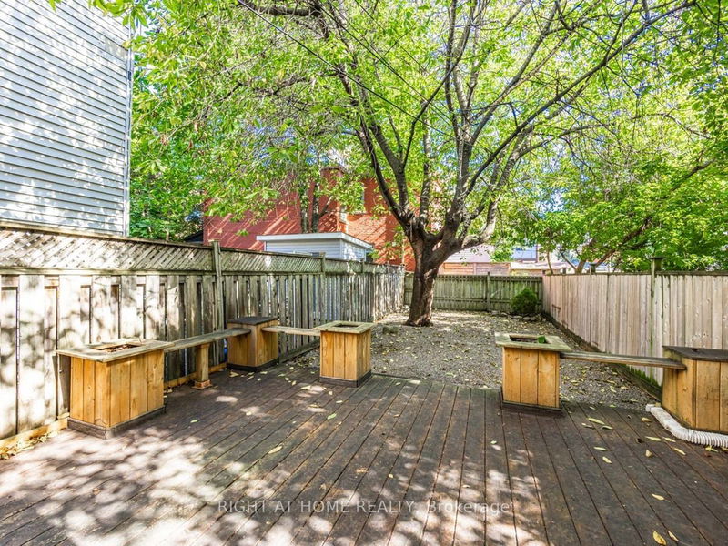 243 Christie St  Toronto, M6G 3B5 | Image 28