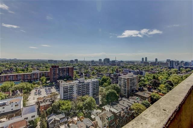  2310 - 40 Homewood Ave  Toronto, M4Y 2K2 | Image 20