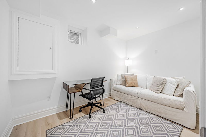 115 1/2 Marlborough Ave  Toronto, M5R 1X5 | Image 29