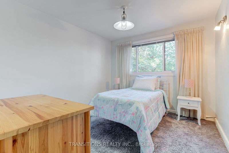 9 Loganberry Cres  Toronto, M2H 3H2 | Image 22