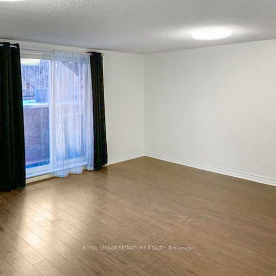 96 Carnival Crt  Toronto, M2R 3T8 | Image 29