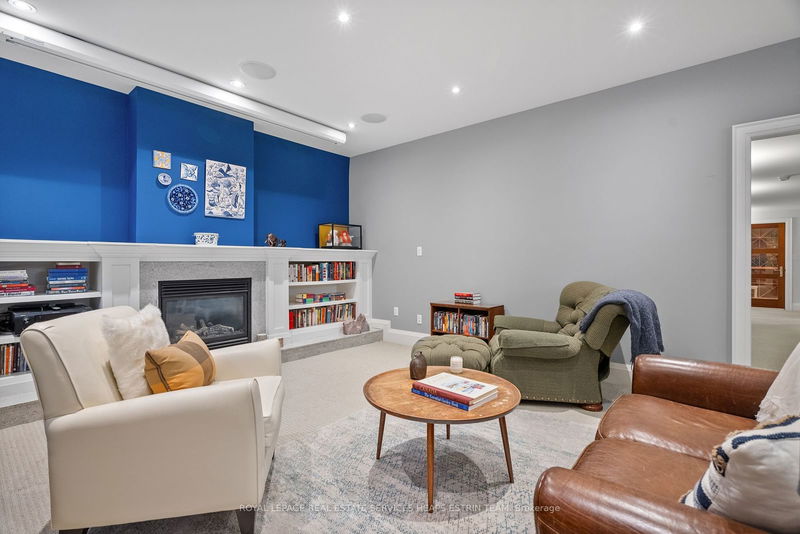 4 Evergreen Gdns  Toronto, M4G 1C3 | Image 31