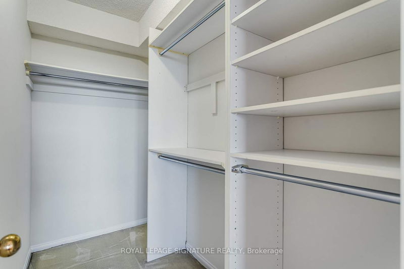  1111 - 3000 Bathurst St  Toronto, M6B 3B4 | Image 21