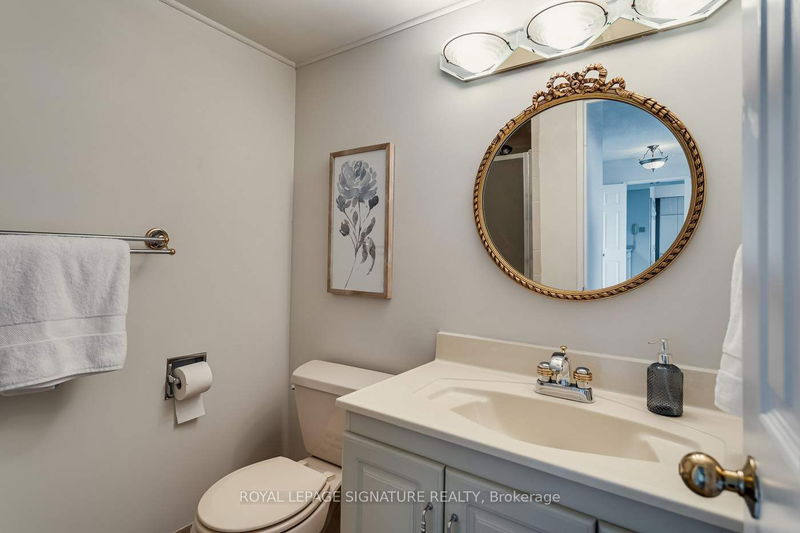  1111 - 3000 Bathurst St  Toronto, M6B 3B4 | Image 25