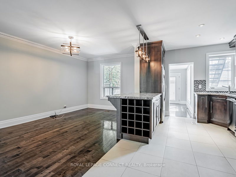 33 Beatrice St  Toronto, M6J 2T2 | Image 24