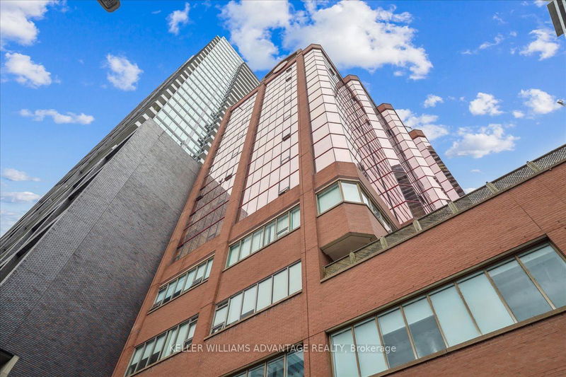  909 - 393 King St W Toronto, M5V 3G8 | Image 29