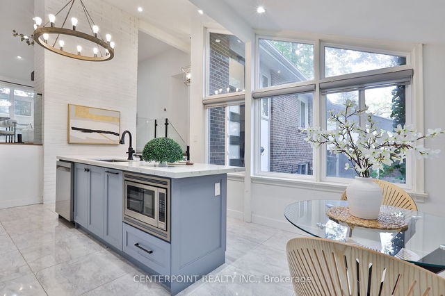54 Deepwood Crescent