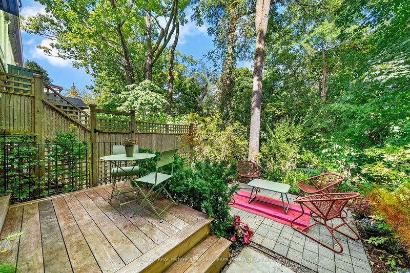 77 Douglas Cres  Toronto, M4W 2E6 | Image 33