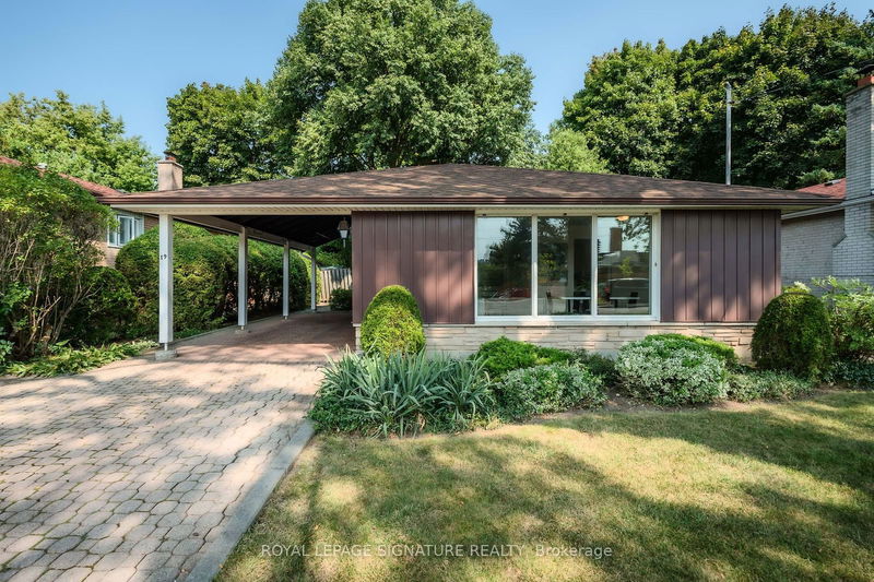 19 Dallington Dr  Toronto, M2J 2G4 | Image 1