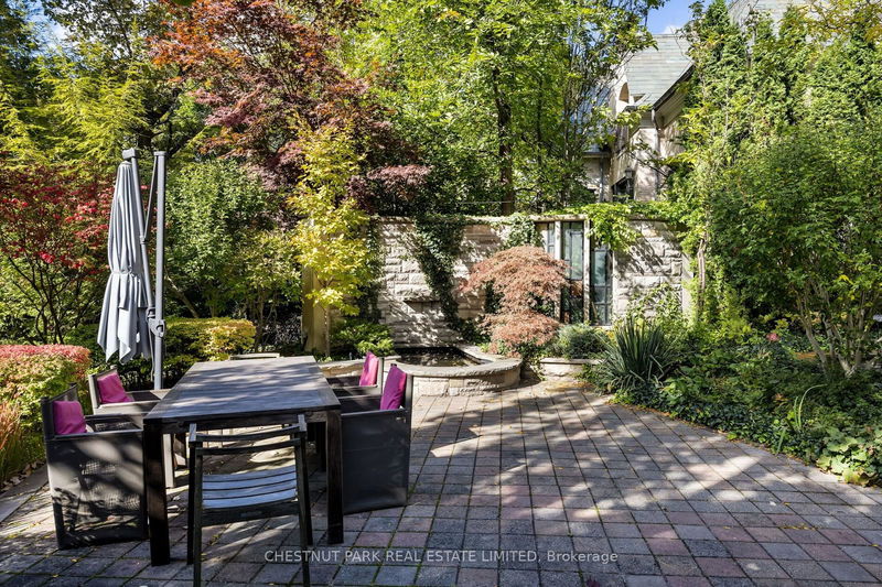 23 South Dr  Toronto, M4W 1R2 | Image 35