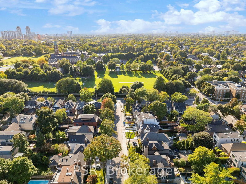 28A Wilberton Rd  Toronto, M4V 1Z3 | Image 29