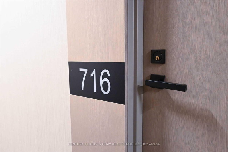 716 - 223 St Clair Ave W, Toronto, M4V 0A5 | Image 3